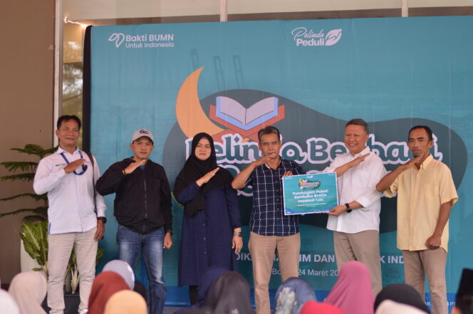 
					MELALUI PELINDO BERBAGI RAMADHAN, PMLI BAGIKAN SEMBAKO GRATIS KEPADA WARGA DESA PANDANSARI