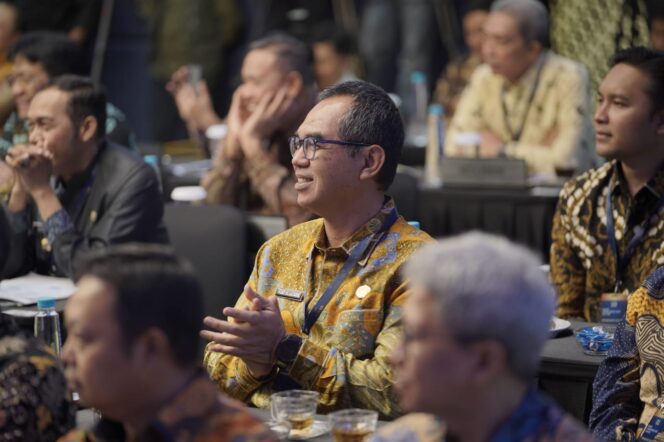 
					Rapat Umum Pemegang Saham Tahunan Tahun 2024 PT. BPD Jabar dan Banten, Tbk
