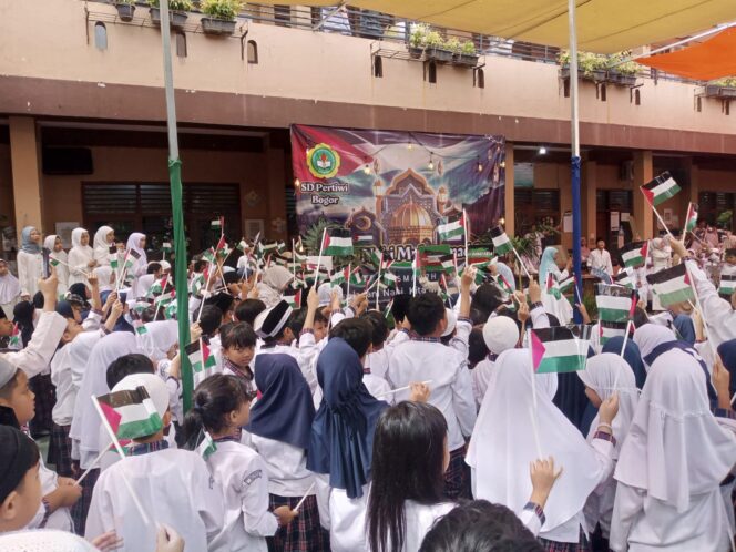 
					SD Pertiwi Bangkitkan Ruh Peduli Palestina