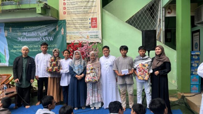 
					Asah Bakat dan Kreativitas Siswa SMP Kosgoro Gelar lomba posting Tentang Keteladanan Nabi Muhammad SAW