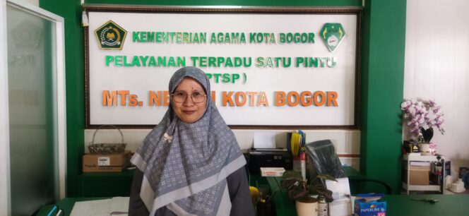 
					Program MBG di MTs Negeri Kota Bogor Siswa dan Orang Tua Antusias