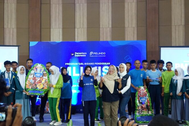 
					PMLI Visit Tahun 2025, Program TJSL Pendidikan PMLI Untuk Siswa/I Dari SMKS REGULER dan Pelayaran se- JABODETABEK