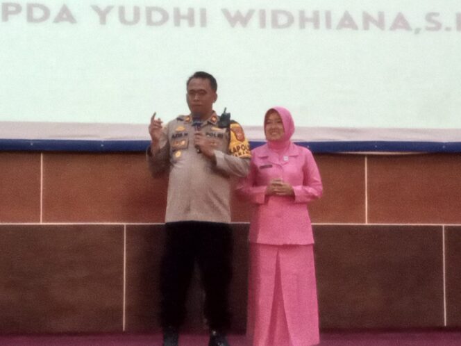 
					Iptu Azis Hidayat Resmi serah Jabatannya pada Ipda Yudhi Widhiana