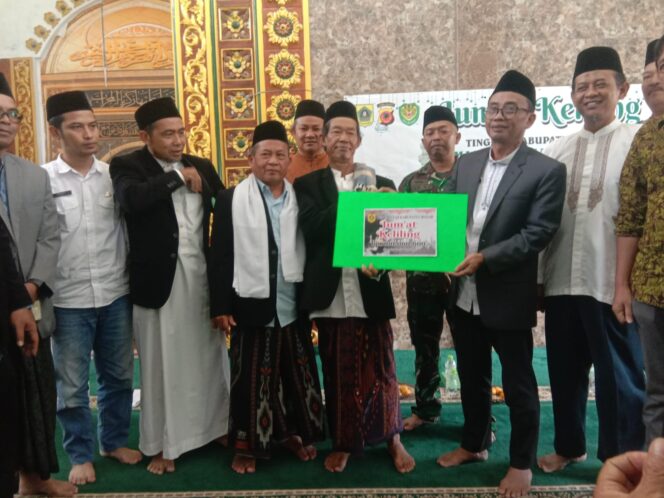 
					Bupati Bogor dan Wakil Absen Hadir: Jumling Tingkat Kabupaten Bogor di Tenjolaya Tetap Berjalan