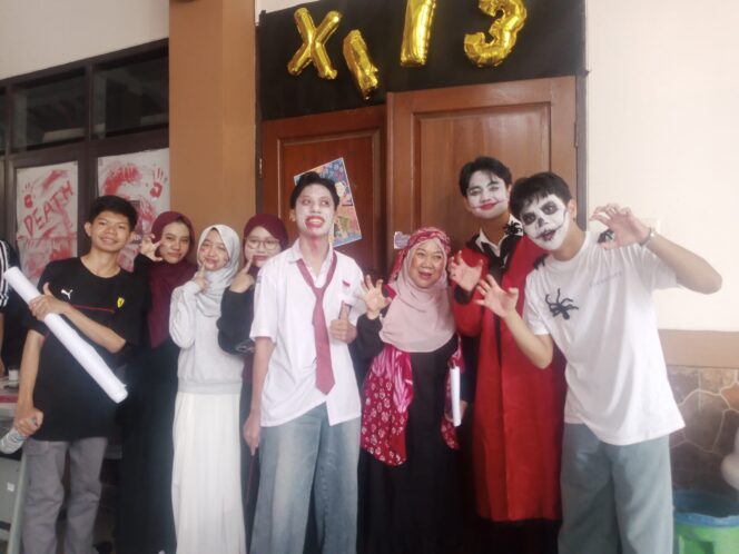 
					MAN 2 Kota Bogor Wujudkan Karya Kreatif disela Ujian Praktek