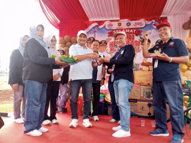 
					Lurah Pakansari Bangkitkan perEkonomian masyarakat melalui Koperasi Kelurahan pakansari