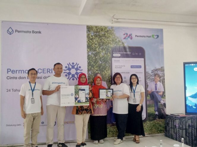 
					Management permata BANK Berikan Edukasi literasi pada siswa SMPN 11 kota Bogor
