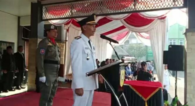 
					Forkopimcam Dramaga Kompak Bersama Gelar Upacara Kemerdekaan HUT ke 80