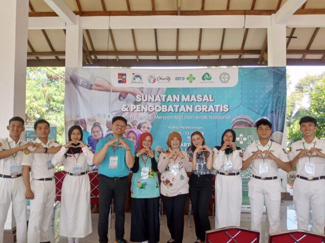 
					“Pemenuhan Hak Anak Bidang Kesehatan” Kelurahan Cimahpar Buka pengobatan Gratis & Sunatan Masal